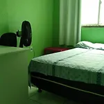 Quarto Privativo Em Apartamento Compartilhado